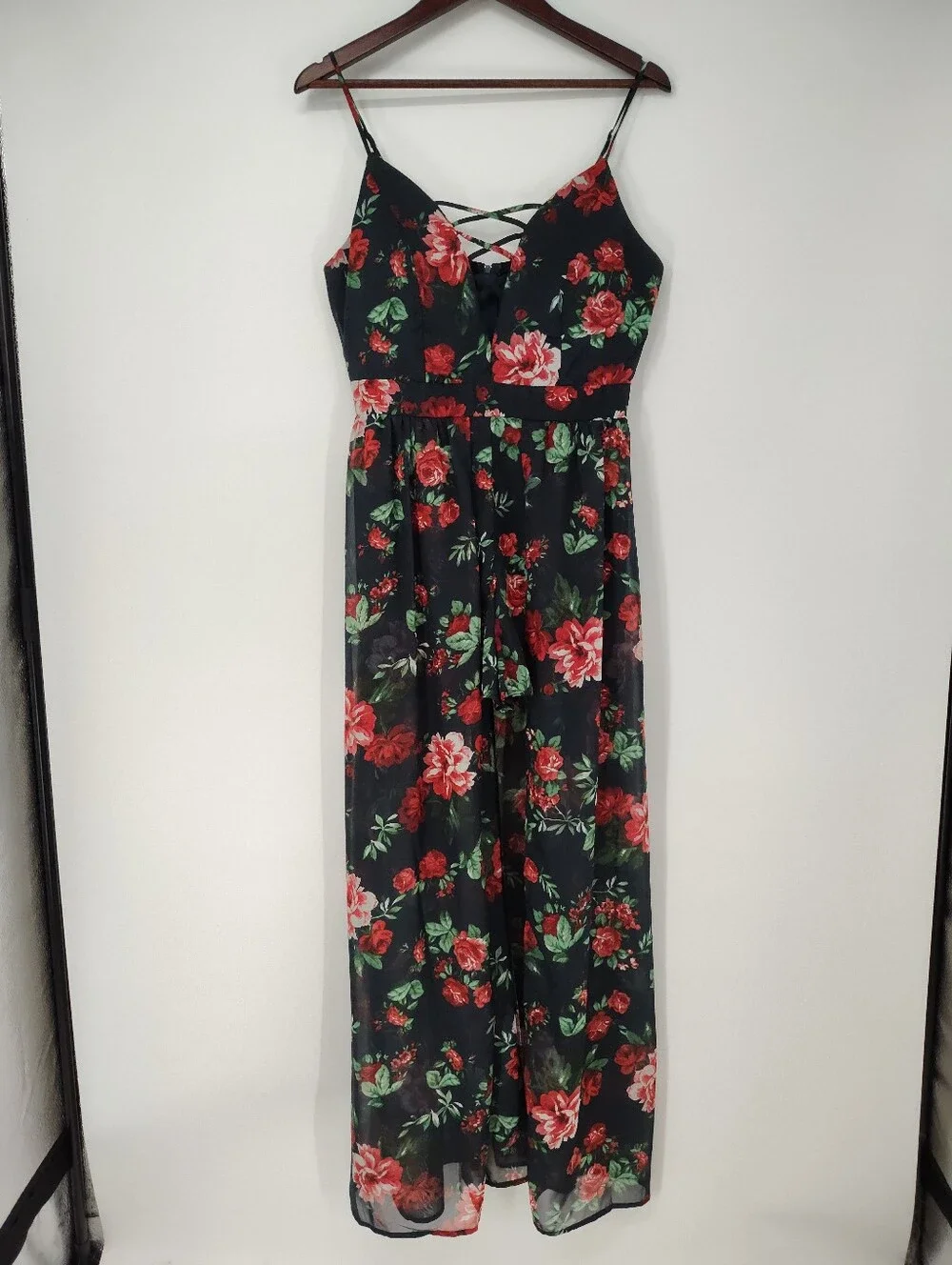 Ambiance Women's Navy With Red Roses Romper With Skirt Size Large